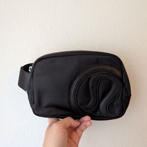 Black Lululemon Belt Bag